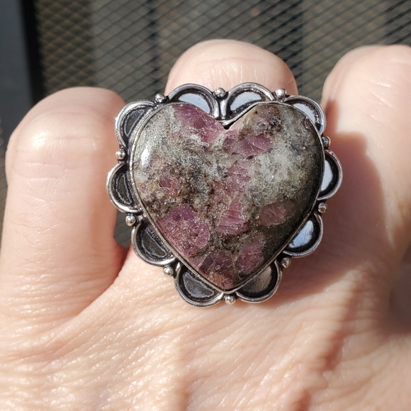 New Heart Shaped Pink Tourmaline 925 Silver Ring. - Picture 9 of 11